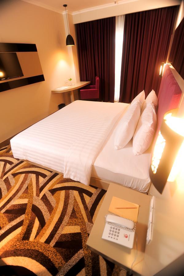 Hotel S-one 3*